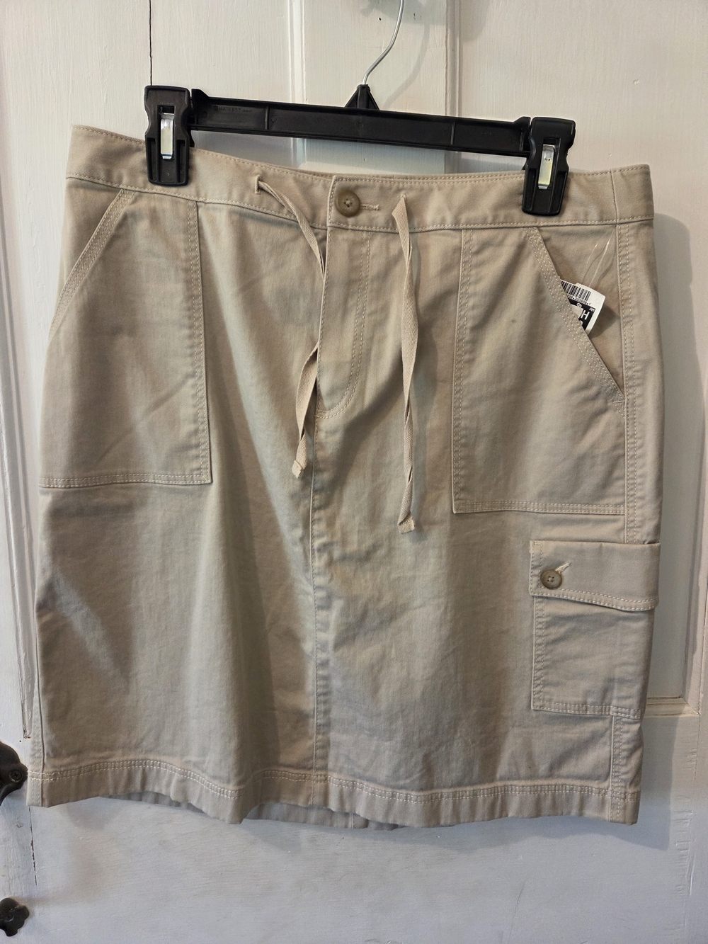 L.L.Bean Favorite Fit Skirt in Light Tan size 10